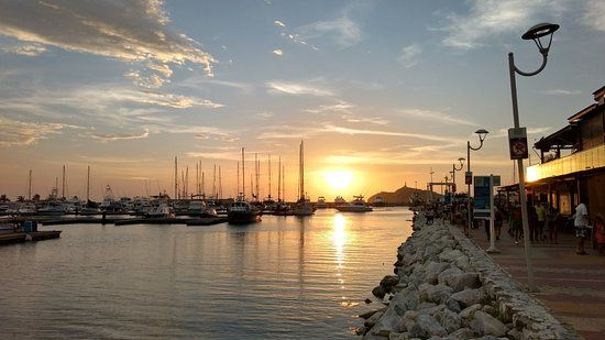 Paseo El Camellon